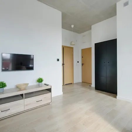Za Cafe Peron, Patriotów 303a Apartament Warszawa