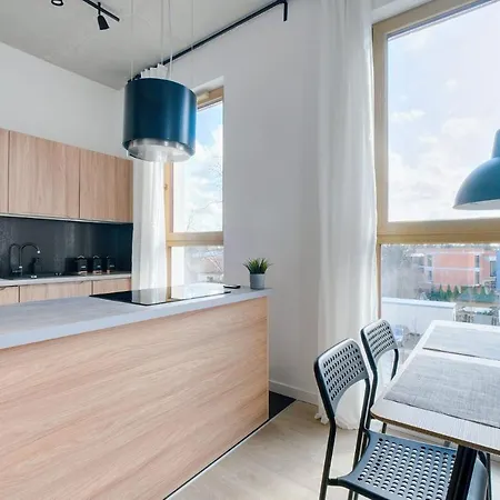 Za Cafe Peron, Patriotow 303a *