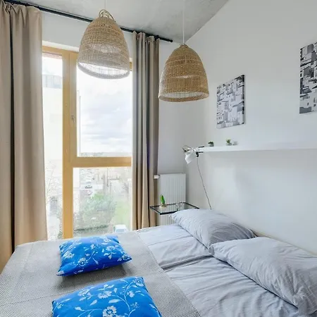 Za Cafe Peron, Patriotów 303a Apartament Warszawa
